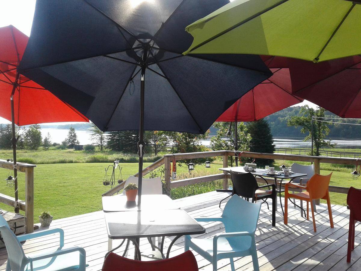 L'Ancrage B&B And Cottages Saint Louis de Kent Buitenkant foto